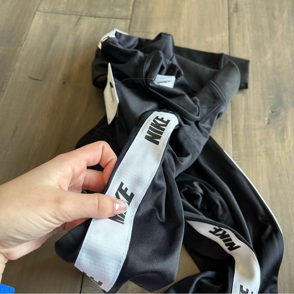 Nike Track Suit - Picture 6 of 6